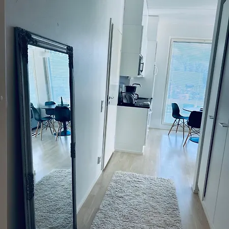 In Vantaa, Own Parking, Near Station, Terrace Loft, Netflix شقة فانتا